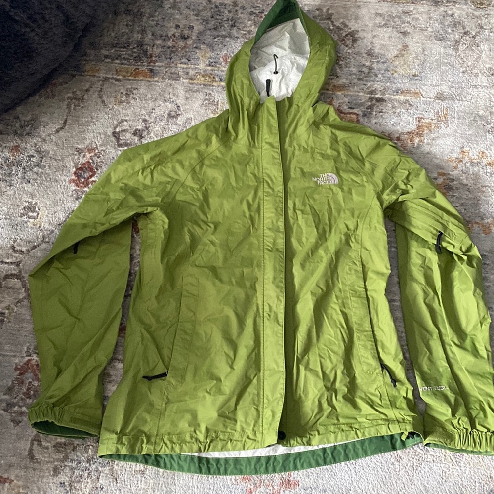 Women’s rain jacket